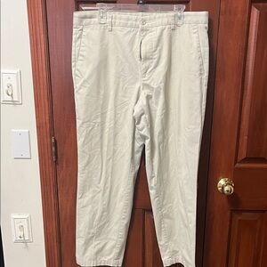 Dockers Men's Cream Chinos